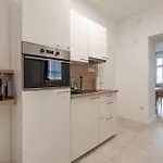 Sophienne Apartments